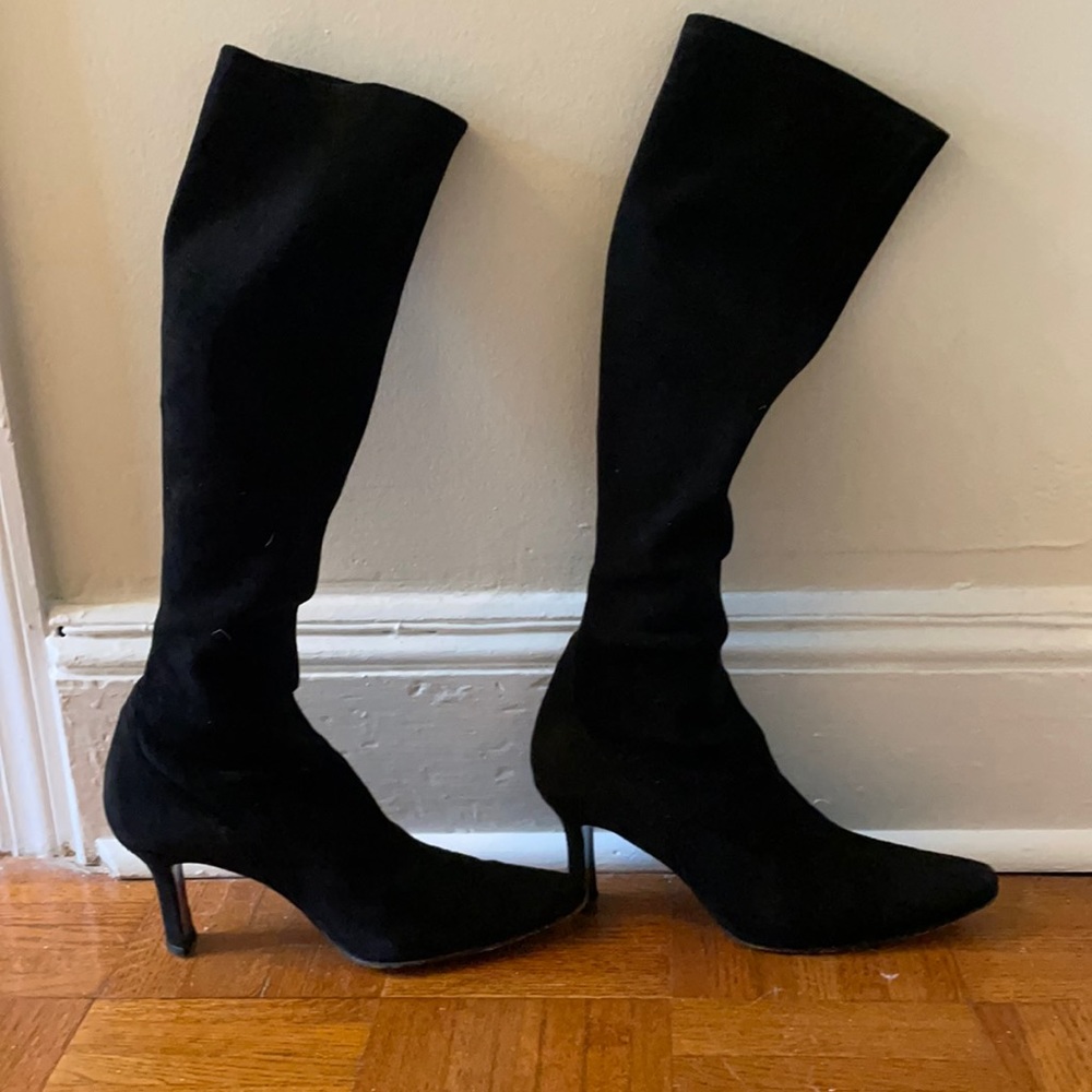 Vera Wang Black Suede sexy boots